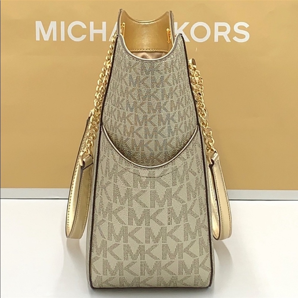 MICHAEL KORS LG  X CHAIN SHOULDER TOTE & Lg Double Zip Wallet PALE GOLD SIGNTR - Picture 7 of 12